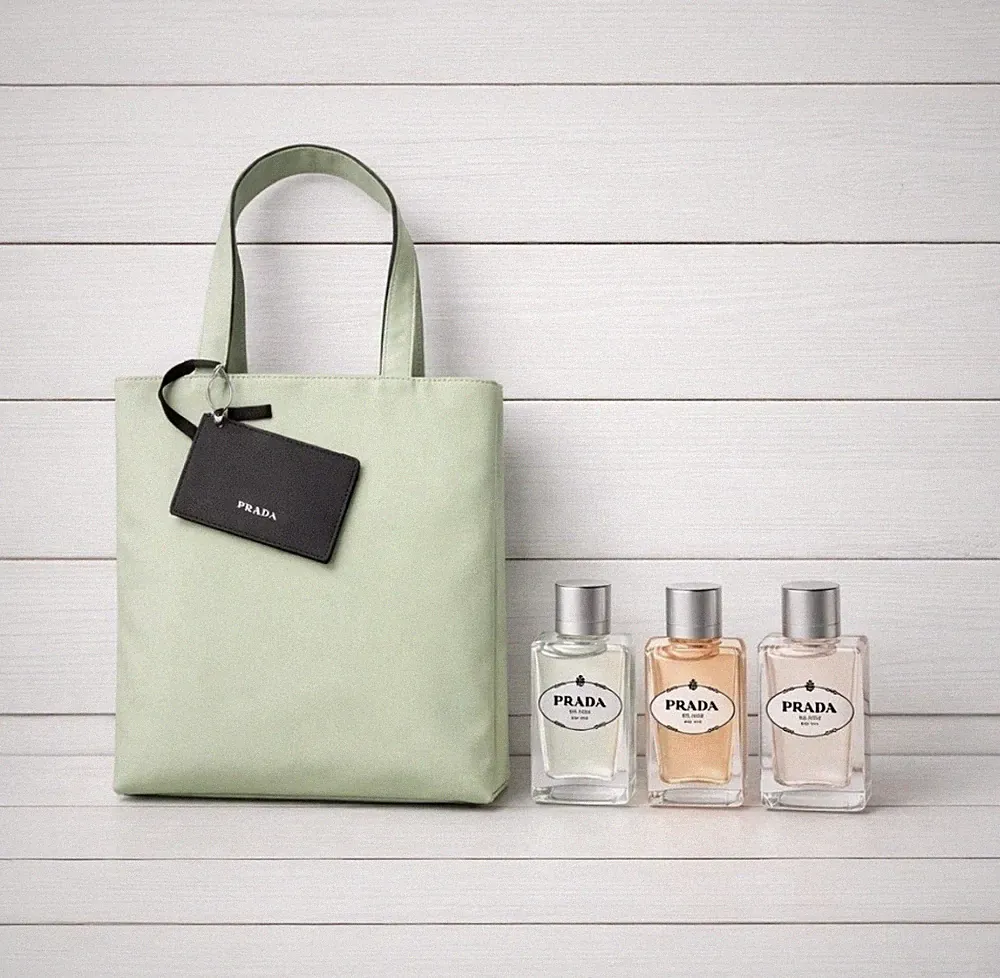 PRADA 4 PC Perfume Gift Set W/ Tote Bag! - Infusion De Santal, D'Iris & Vanille!